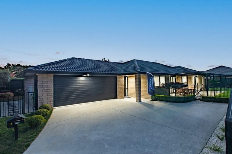 Photo of property in 36 Edgeview Crescent, Fitzroy, Hamilton, 3206