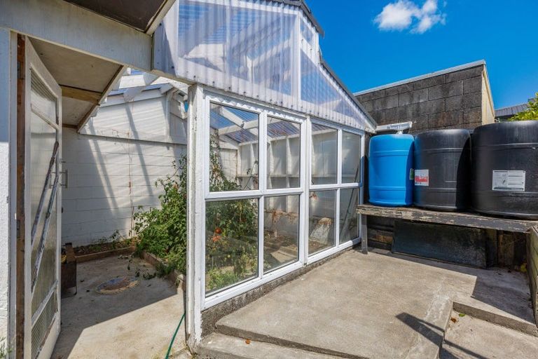 Photo of property in 60 Cutfield Street, Inglewood, 4330