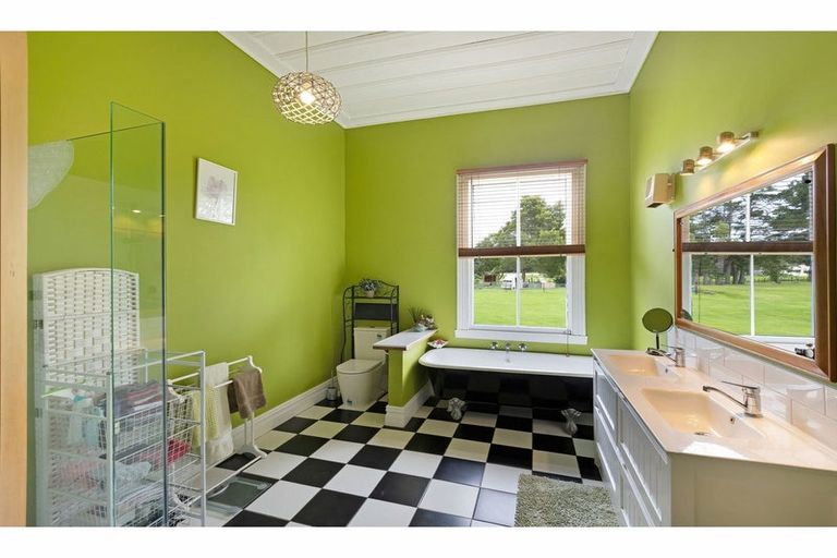 Photo of property in 112 Colville Road, Dargaville, 0310