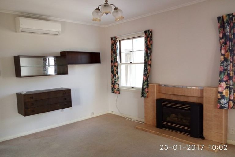 Photo of property in 149 Avonhead Road, Avonhead, Christchurch, 8042