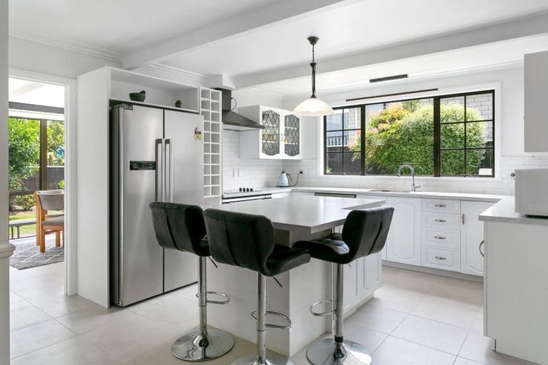 Photo of property in 46 Arrowsmith Avenue, Waipahihi, Taupo, 3330