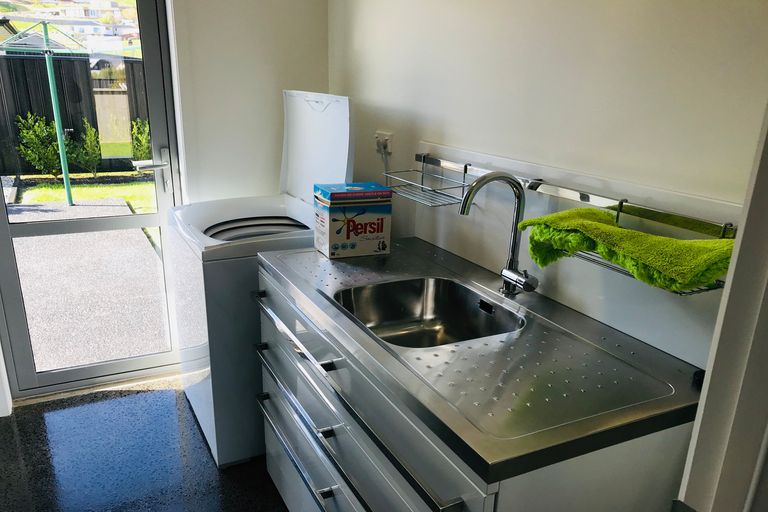 Photo of property in 28 Calluna Crescent, Mosgiel, 9024