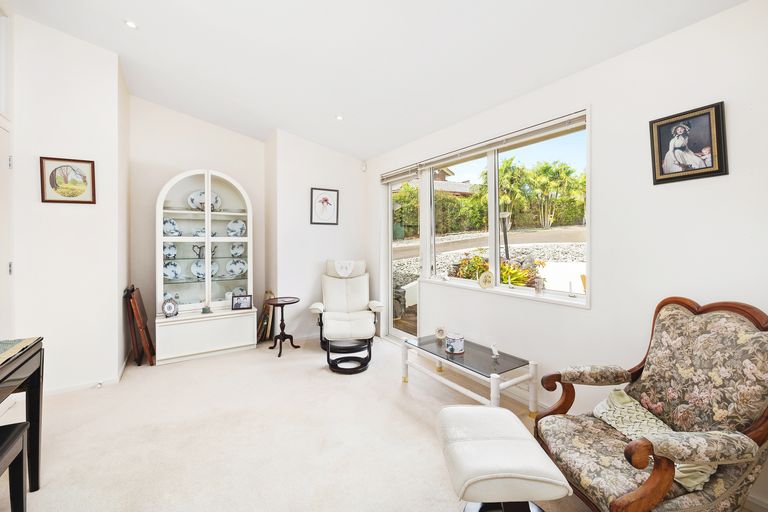 Photo of property in 54 Riverview Road, Kerikeri, 0230