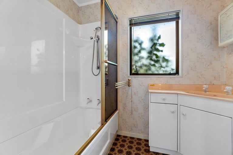 Photo of property in 12 Jasmine Avenue, Dinsdale, Hamilton, 3204