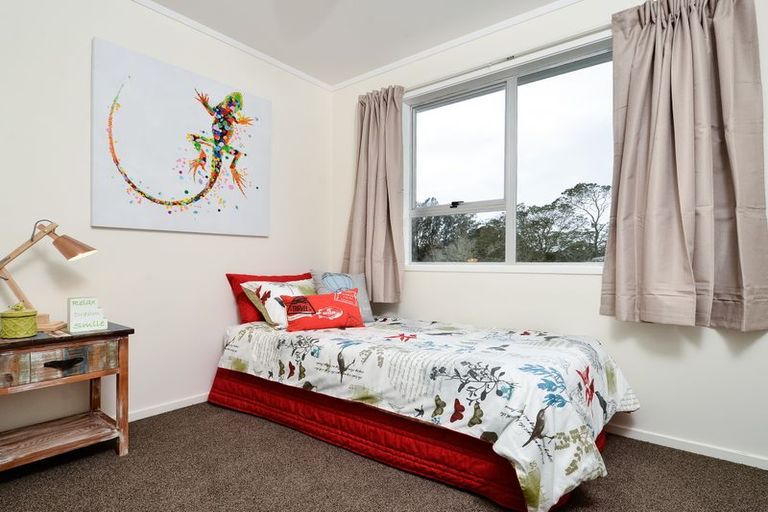 Photo of property in 42 Anich Road, Massey, Auckland, 0614