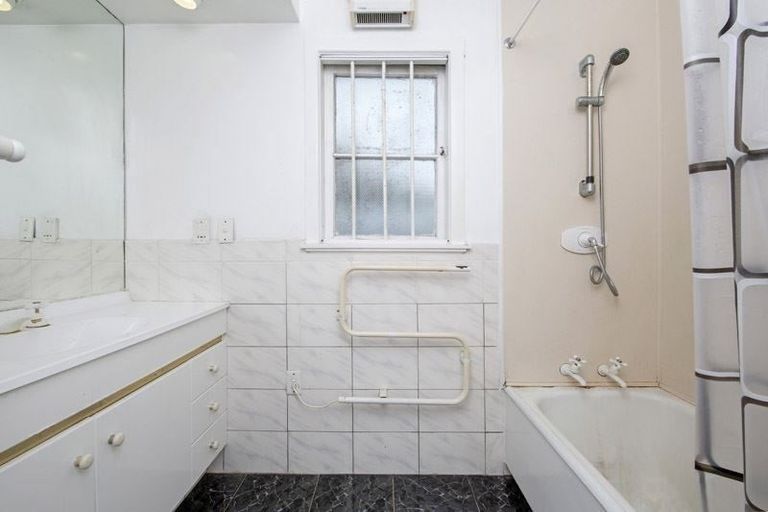 Photo of property in 23 Clendon Avenue, Papatoetoe, Auckland, 2025