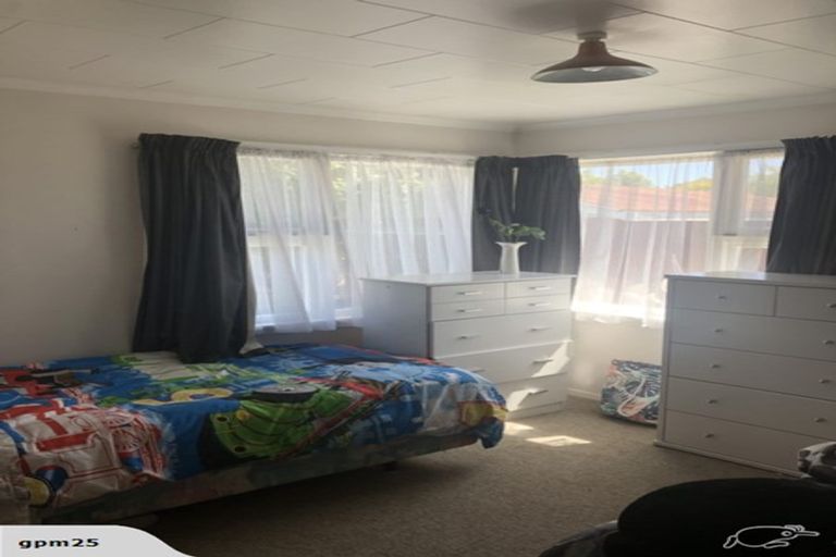 Photo of property in 8 Northaw Street, Hoon Hay, Christchurch, 8025