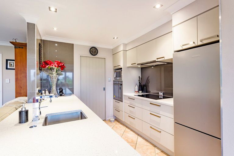 Photo of property in 186 Gladstone Road North, Mosgiel, 9024