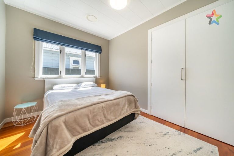 Photo of property in 10 Palm Avenue, Lyall Bay, Wellington, 6022