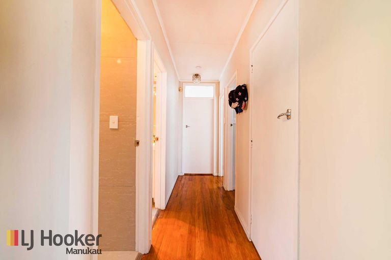 Photo of property in 61 Christmas Road, Manurewa, Auckland, 2102