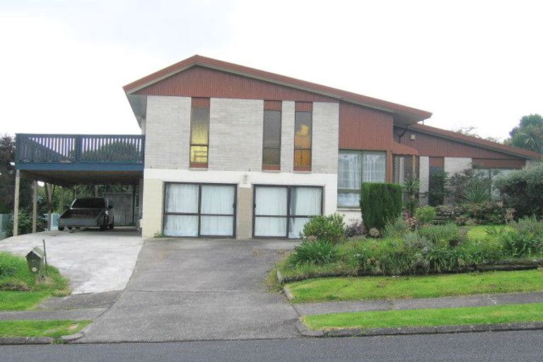 Photo of property in 23 Treeway, Sunnyhills, Auckland, 2010