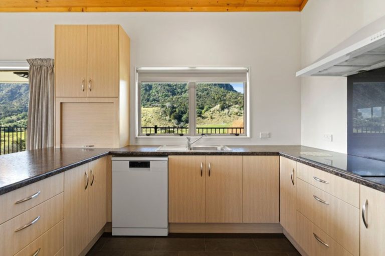 Photo of property in 2123 Whangarei Heads Road, Whangarei Heads, Whangarei, 0174