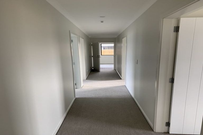 Photo of property in 2 Tarata Grove, Lansdowne, Masterton, 5810