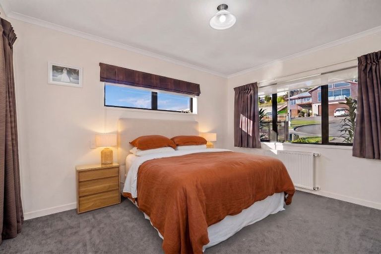 Photo of property in 35 Estuary View Road, Welcome Bay, Tauranga, 3112