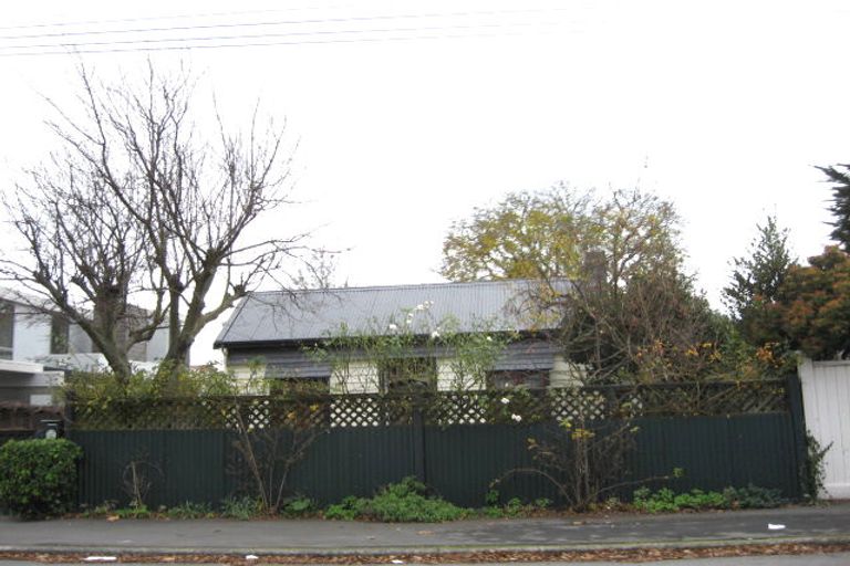 Photo of property in 102 Bristol Street, St Albans, Christchurch, 8014