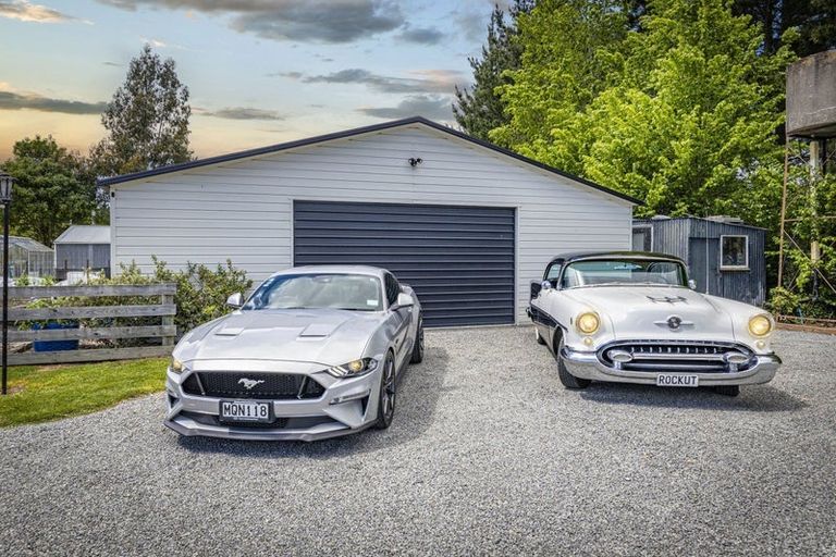 Photo of property in 1461 North Eyre Road, West Eyreton, Rangiora, 7475