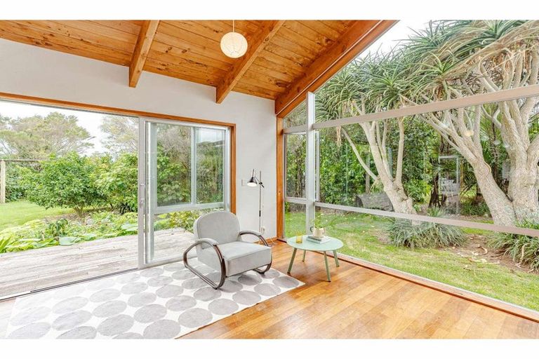 Photo of property in 273 Te Ahu Ahu Road, Waimate North, Kaikohe, 0472