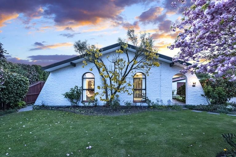 Photo of property in 74 Sabys Road, Halswell, Christchurch, 8025