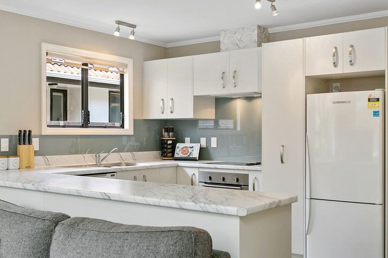 Photo of property in 2/128 Te Heuheu Street, Taupo, 3330