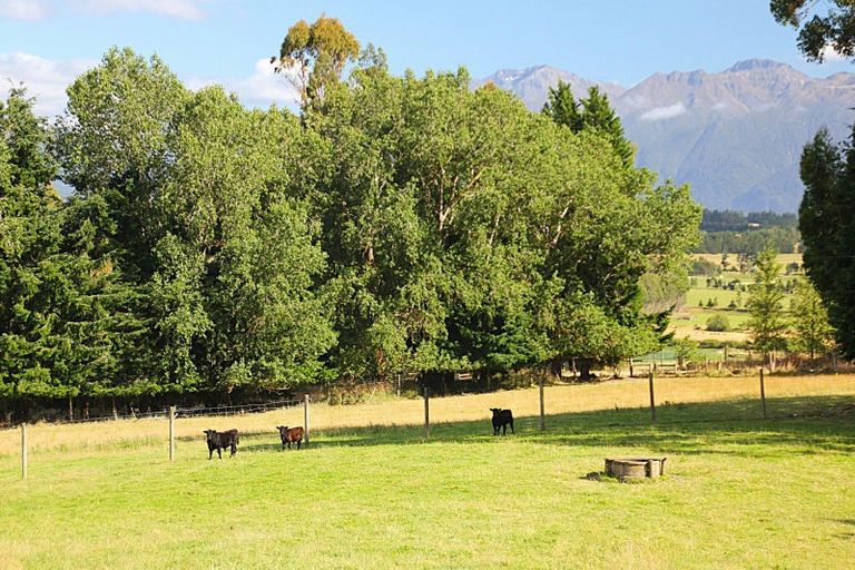 Photo of property in 88 Ridgedale Road, 9672