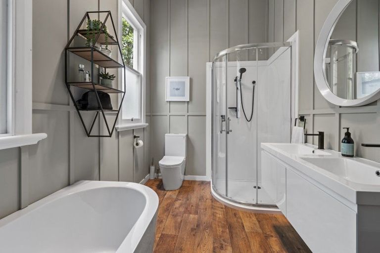 Photo of property in 54 Grey Street, Marton, 4710