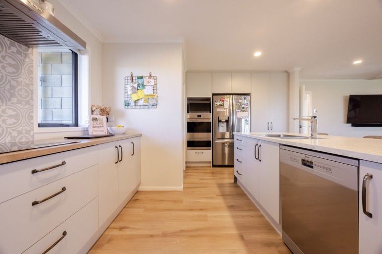 Photo of property in 3 Jg Wilson Drive, Waipukurau, 4281