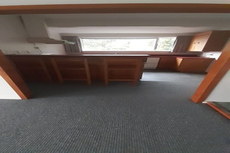 Photo of property in 18 Dickson Street, Macandrew Bay, Dunedin, 9014