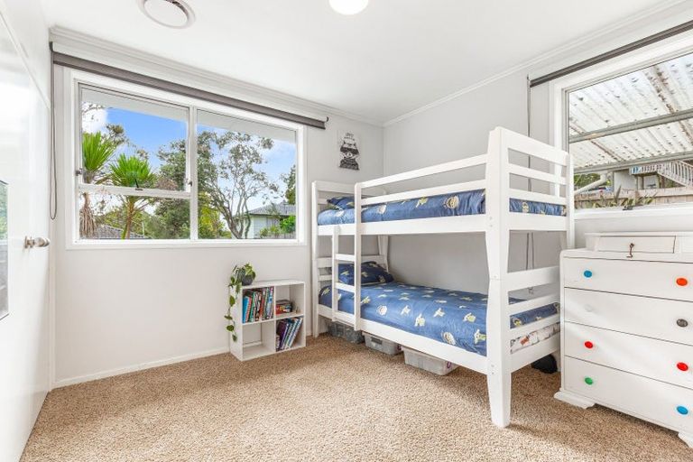 Photo of property in 59 Weatherly Road, Torbay, Auckland, 0630
