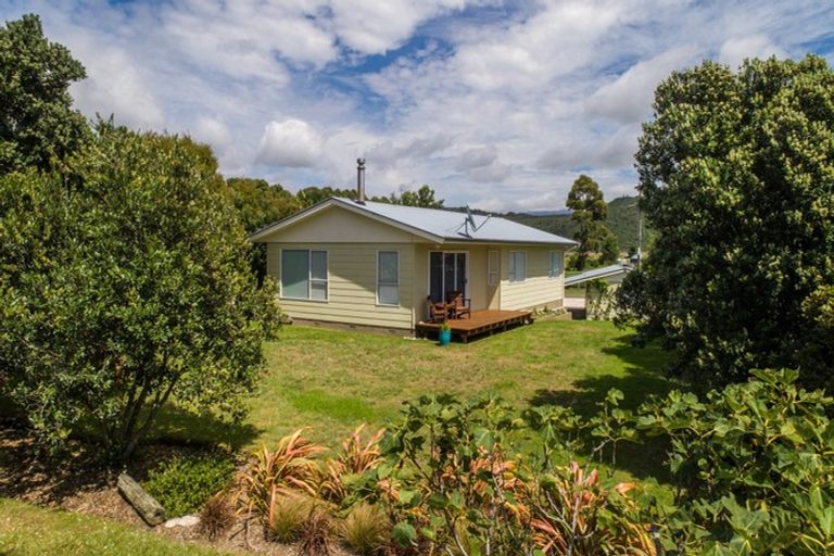 Photo of property in 70 Bishop Road, Parapara, Takaka, 7182