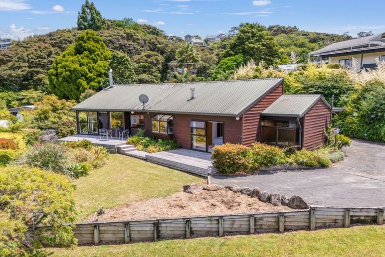 Photo of property in 28 Centennial Drive, Whitianga, 3510