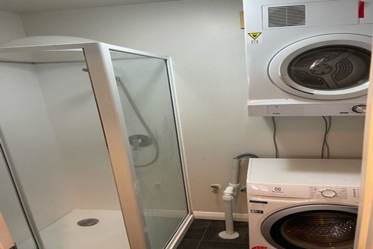 Photo of property in 52 Ellice Street, Mount Victoria, Wellington, 6011