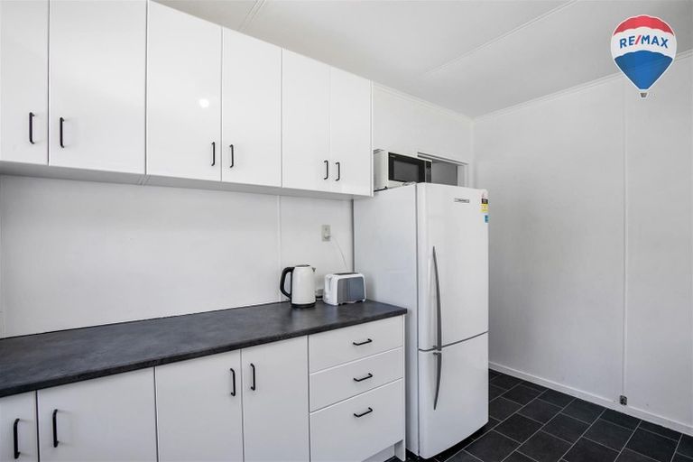 Photo of property in 13b John Street, Stokes Valley, Lower Hutt, 5019