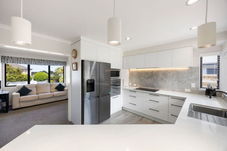 Photo of property in 15 Strathconnan Court, Rototuna, Hamilton, 3210