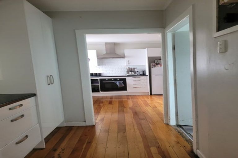 Photo of property in 1/72 Gloucester Road, Manurewa, Auckland, 2102