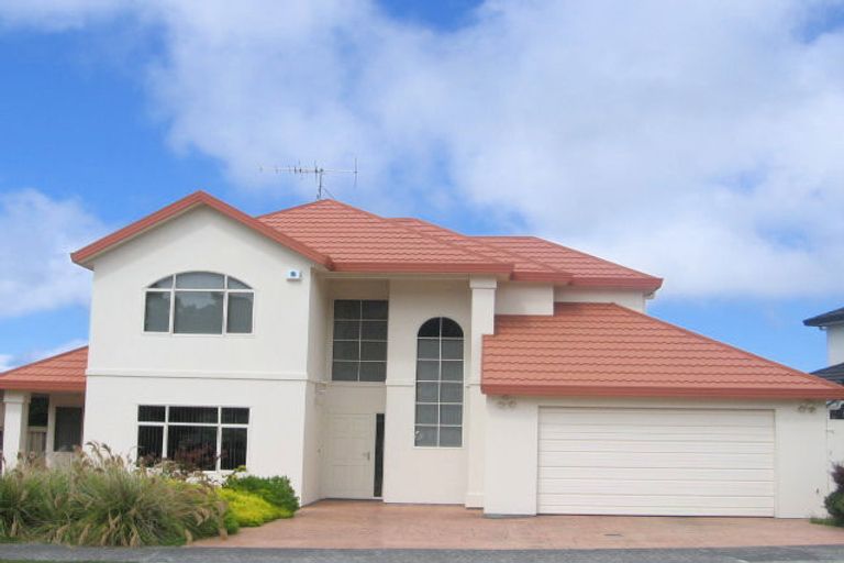 Photo of property in 19 Waterhouse Drive, Brooklyn, Wellington, 6021