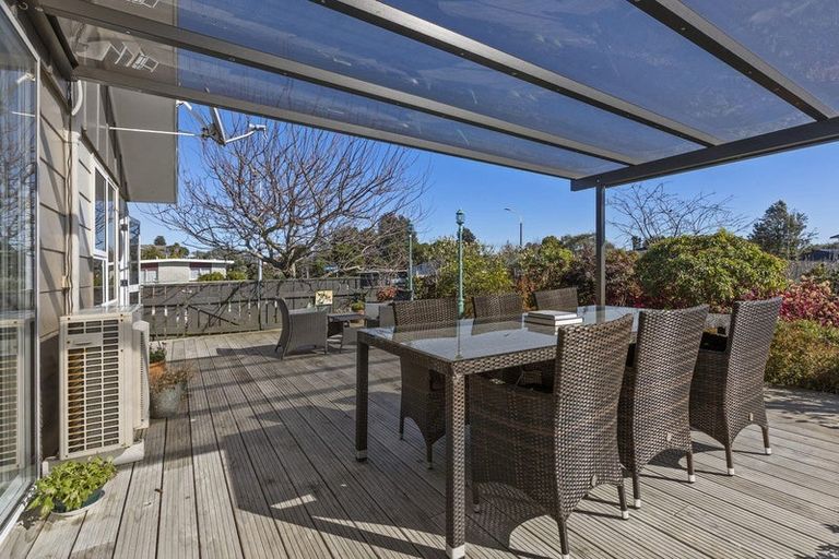 Photo of property in 2 Gardenia Avenue, Bell Block, New Plymouth, 4312