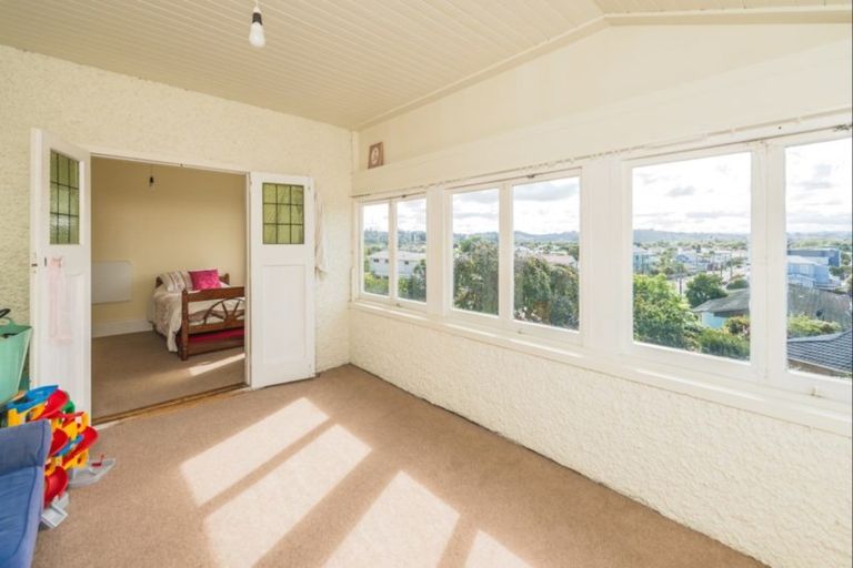 Photo of property in 250 Wicksteed Street, Whanganui, 4500