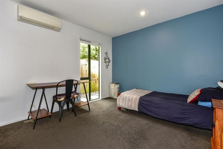 Photo of property in 53 Hawkesbury Avenue, St Albans, Christchurch, 8014