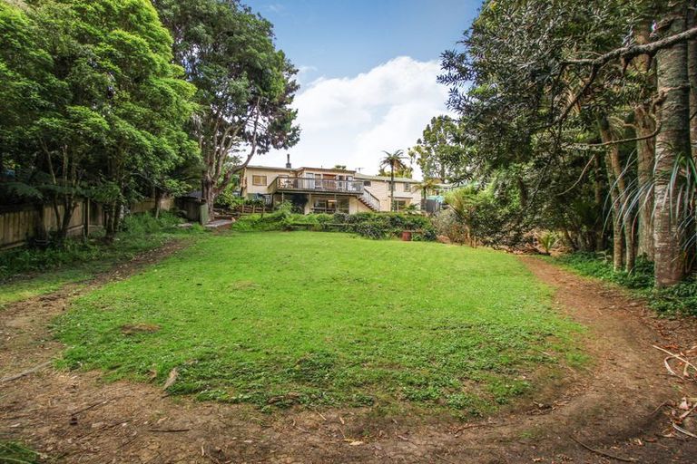 Photo of property in 15 Tane Road, Laingholm, Auckland, 0604