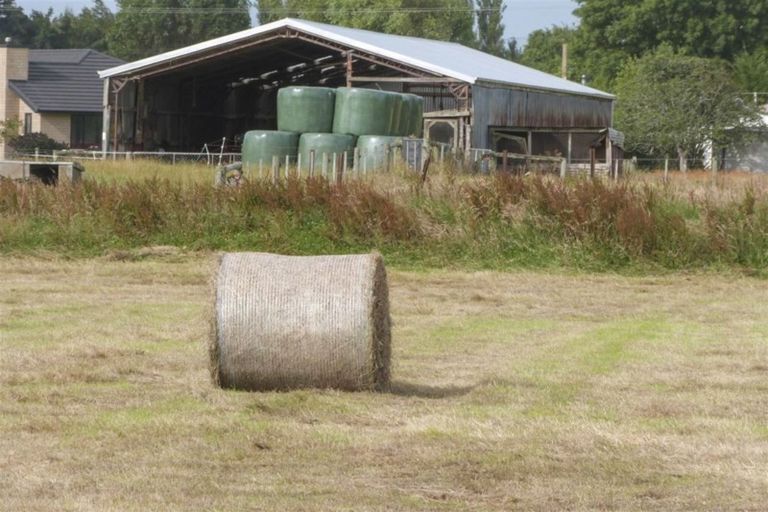 Photo of property in 8 Dunns Road, Otatara, Invercargill, 9879