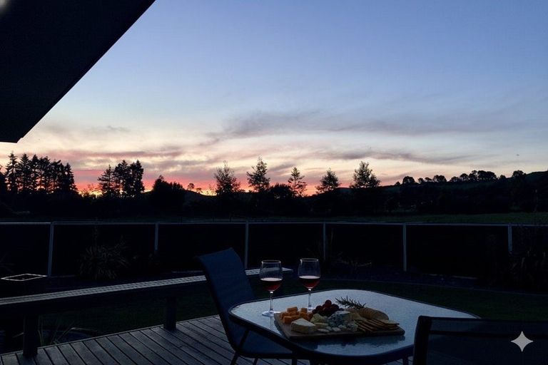 Photo of property in 299 Whangamata Road, Kinloch, Taupo, 3377