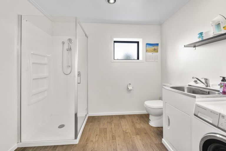 Photo of property in 130 Kenrigg Road, Kinloch, Taupo, 3377