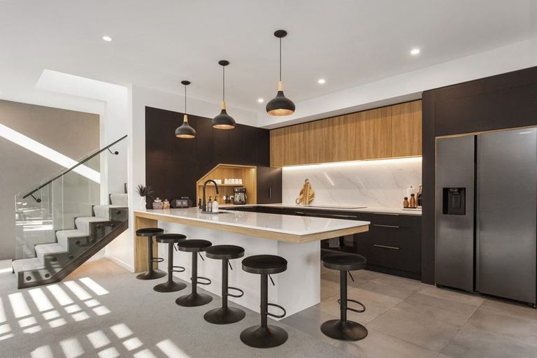 Photo of property in 122a Clyde Road, Ilam, Christchurch, 8041