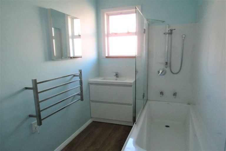 Photo of property in 92 Pine Avenue, Ebdentown, Upper Hutt, 5018