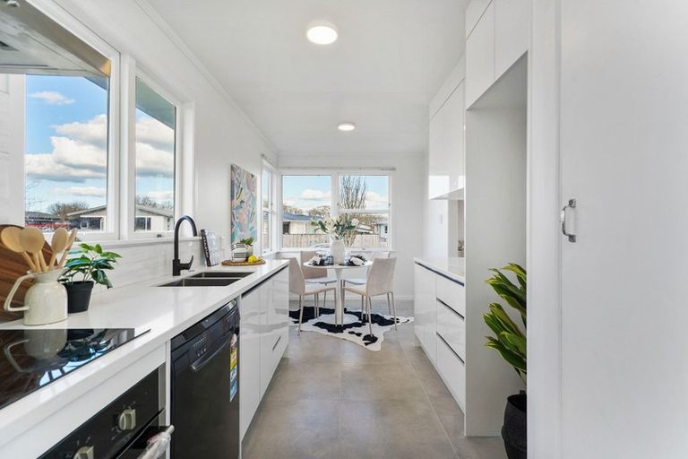 Photo of property in 5 Katherine Place, Melville, Hamilton, 3206