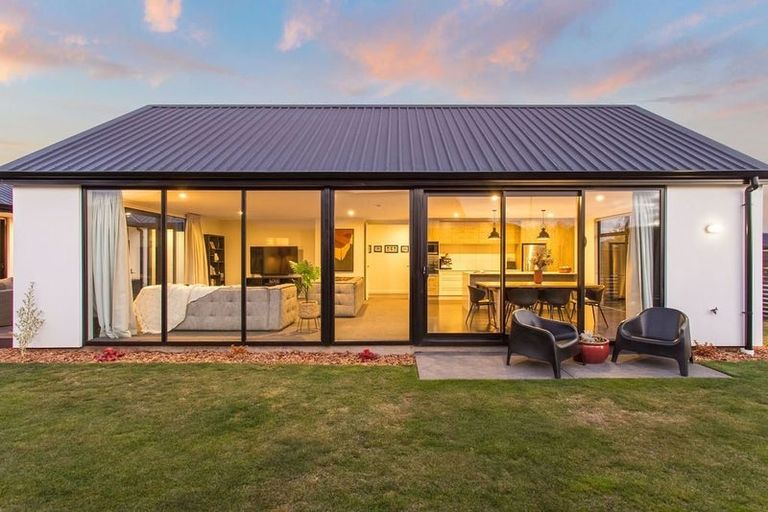 Photo of property in 32 Richmond Avenue, Halswell, Christchurch, 8025