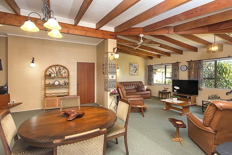 Photo of property in 9 Constable Road, Waiuku, 2123