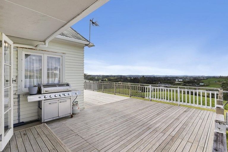 Photo of property in 733b Ridge Road, Riverhead, 0793