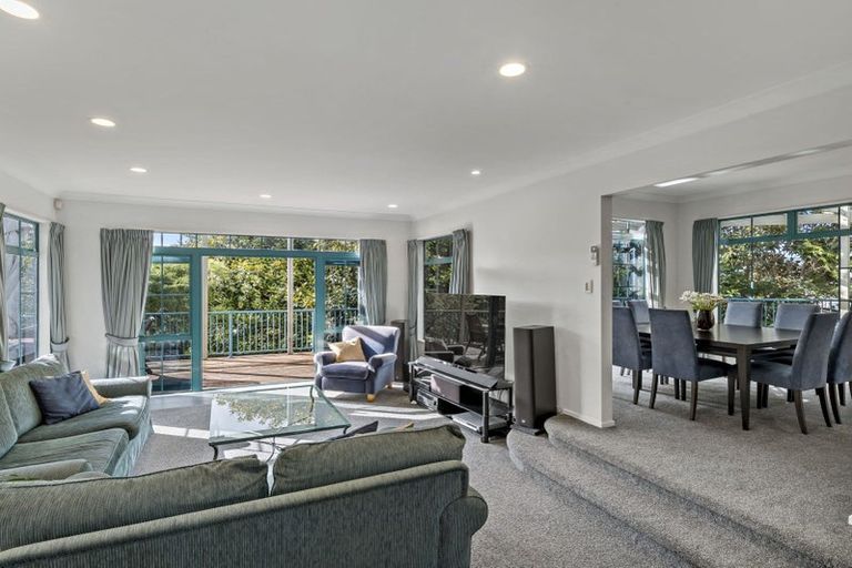 Photo of property in 3 Hobie Court, West Harbour, Auckland, 0618