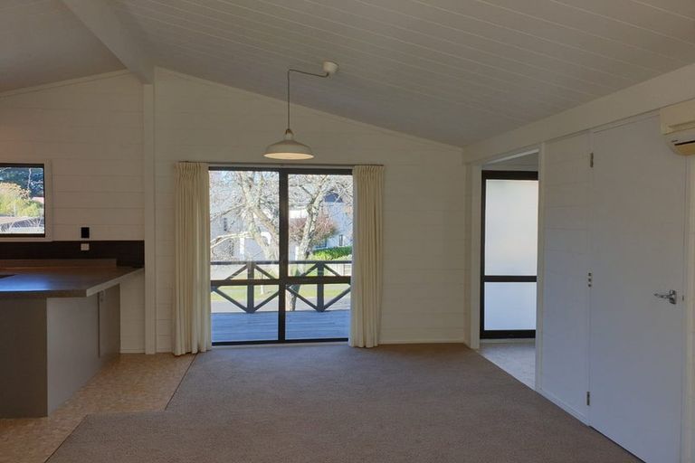 Photo of property in 1a Padfield Place, Havelock North, 4130